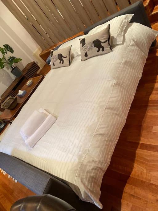 Spacious Flat In The Most Desirable Area Of ลอนดอน ภายนอก รูปภาพ